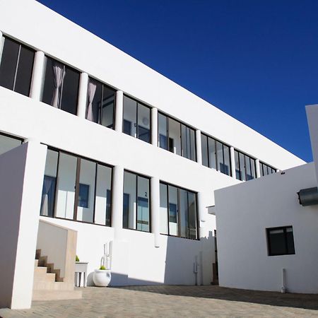 Shark Island Guesthouse Luderitz Bagian luar foto
