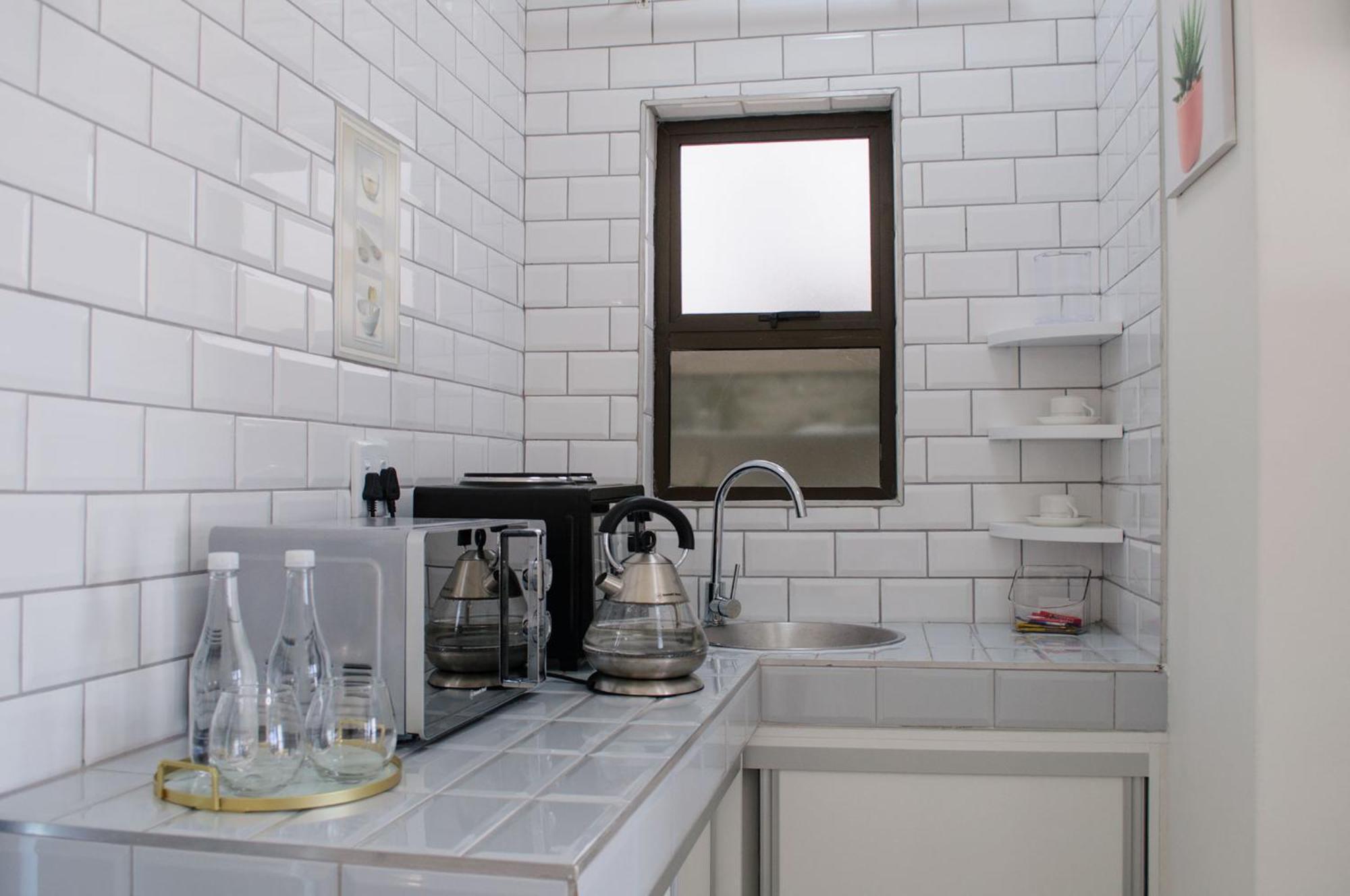Shark Island Guesthouse Luderitz Bagian luar foto