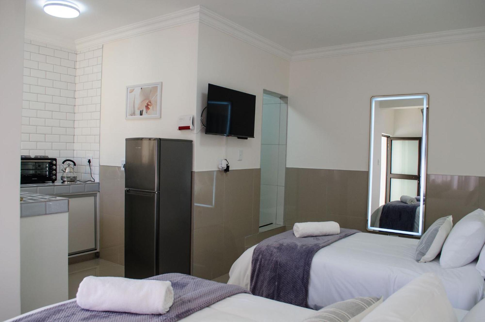 Shark Island Guesthouse Luderitz Bagian luar foto