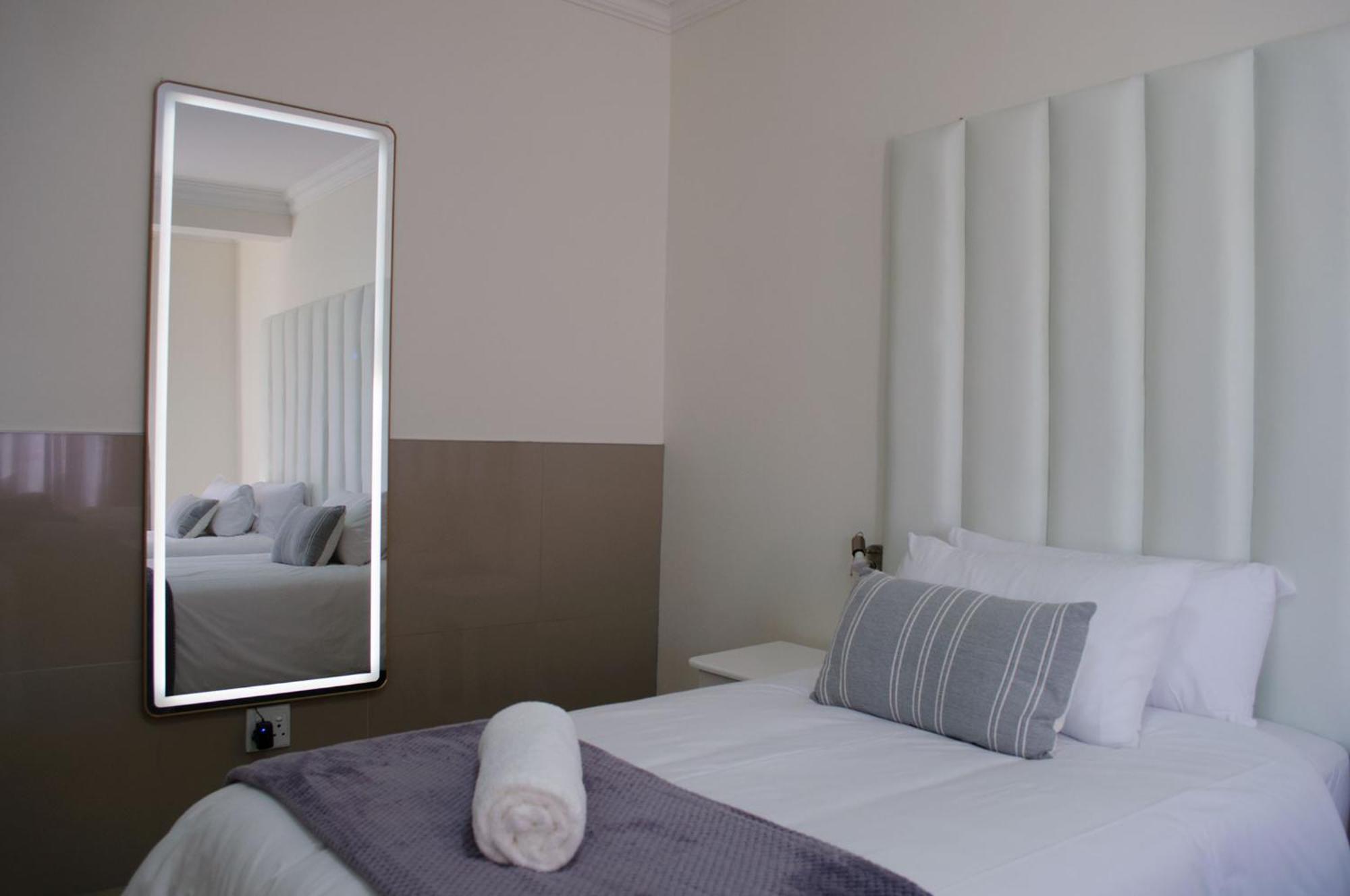 Shark Island Guesthouse Luderitz Bagian luar foto