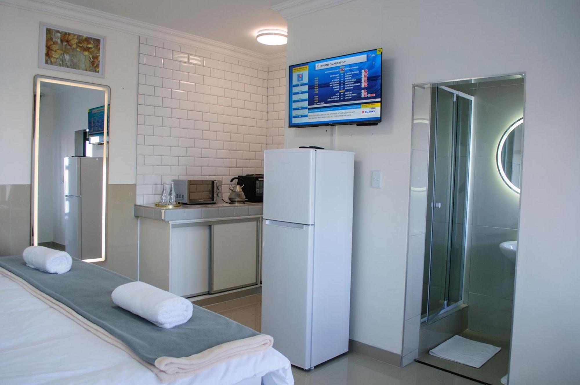 Shark Island Guesthouse Luderitz Bagian luar foto