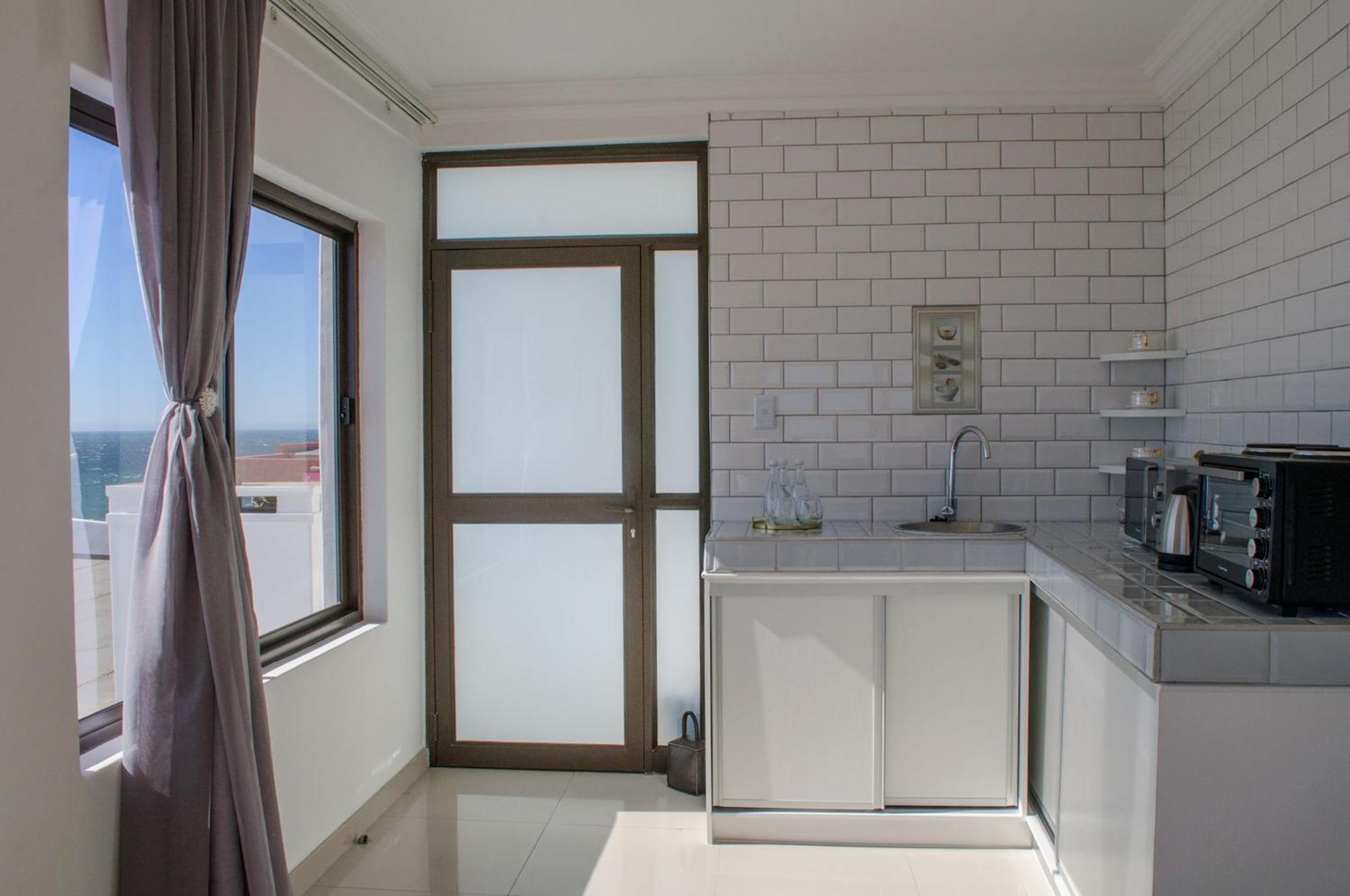 Shark Island Guesthouse Luderitz Bagian luar foto