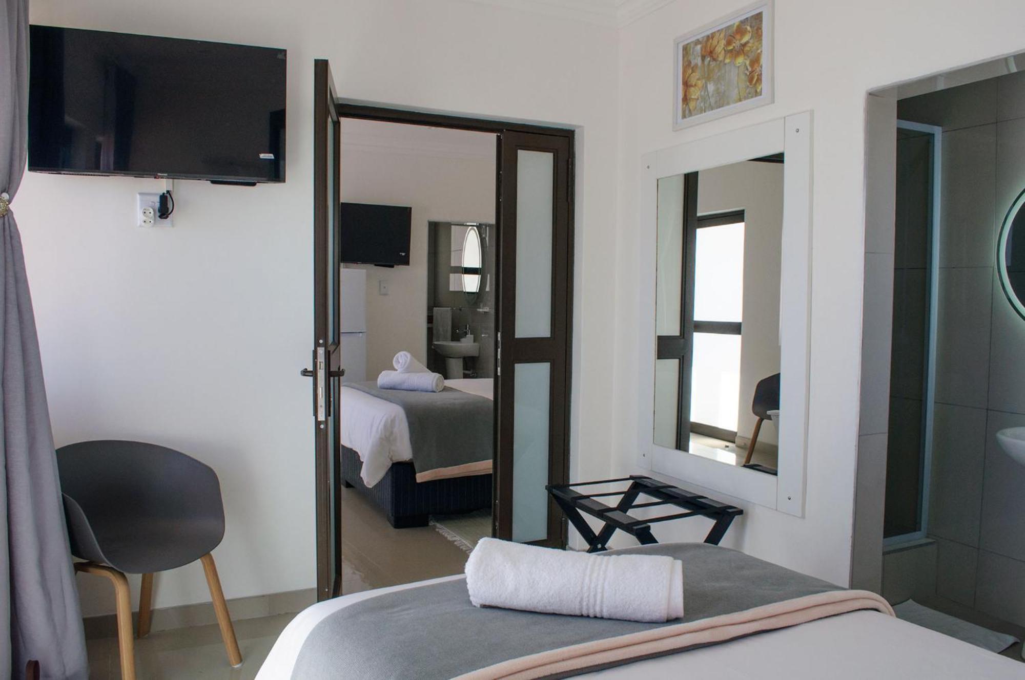 Shark Island Guesthouse Luderitz Bagian luar foto