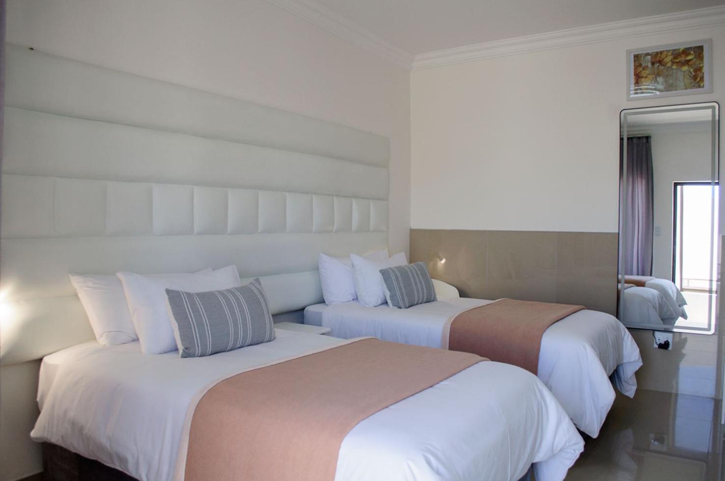 Shark Island Guesthouse Luderitz Bagian luar foto