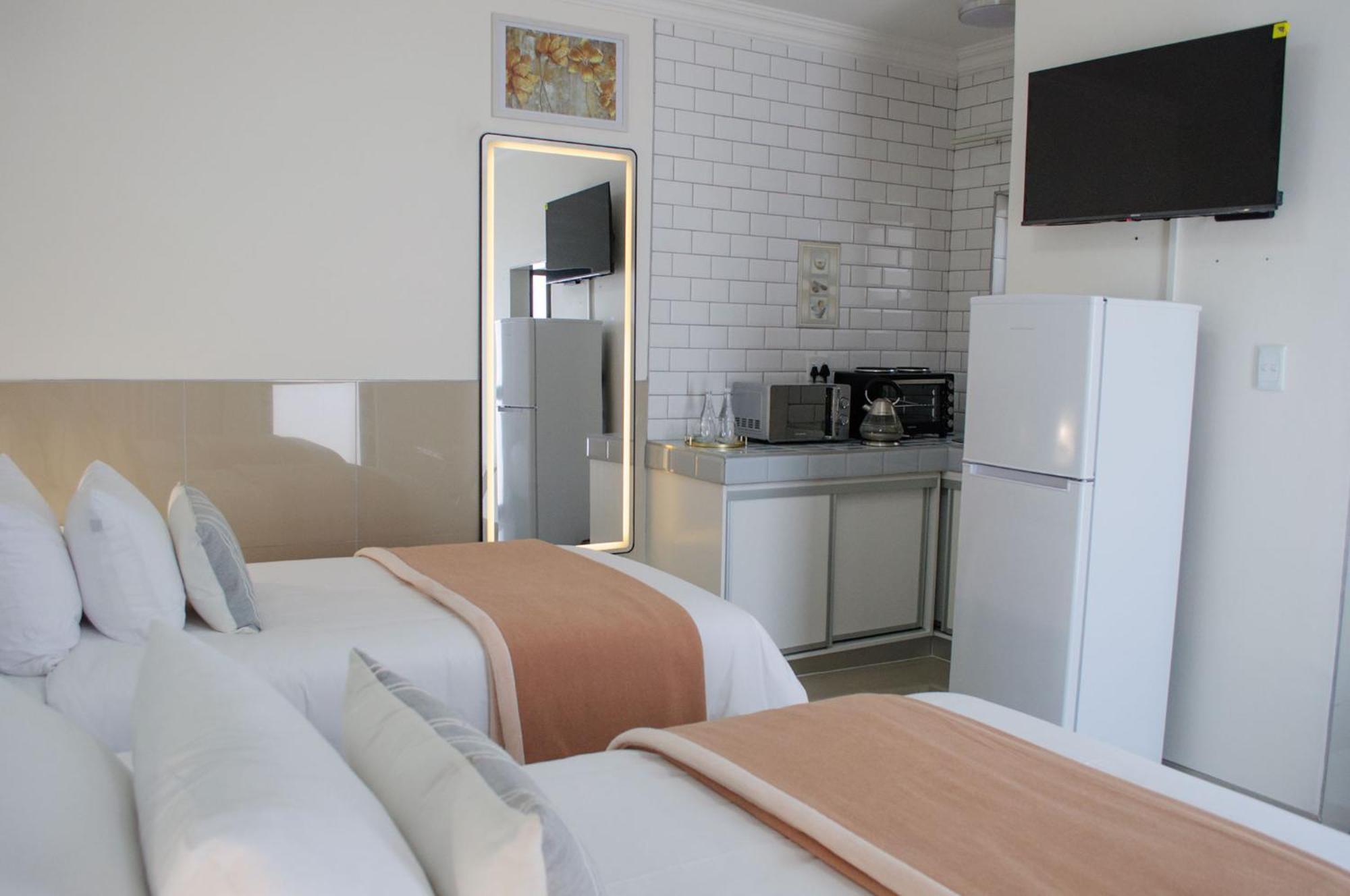 Shark Island Guesthouse Luderitz Bagian luar foto